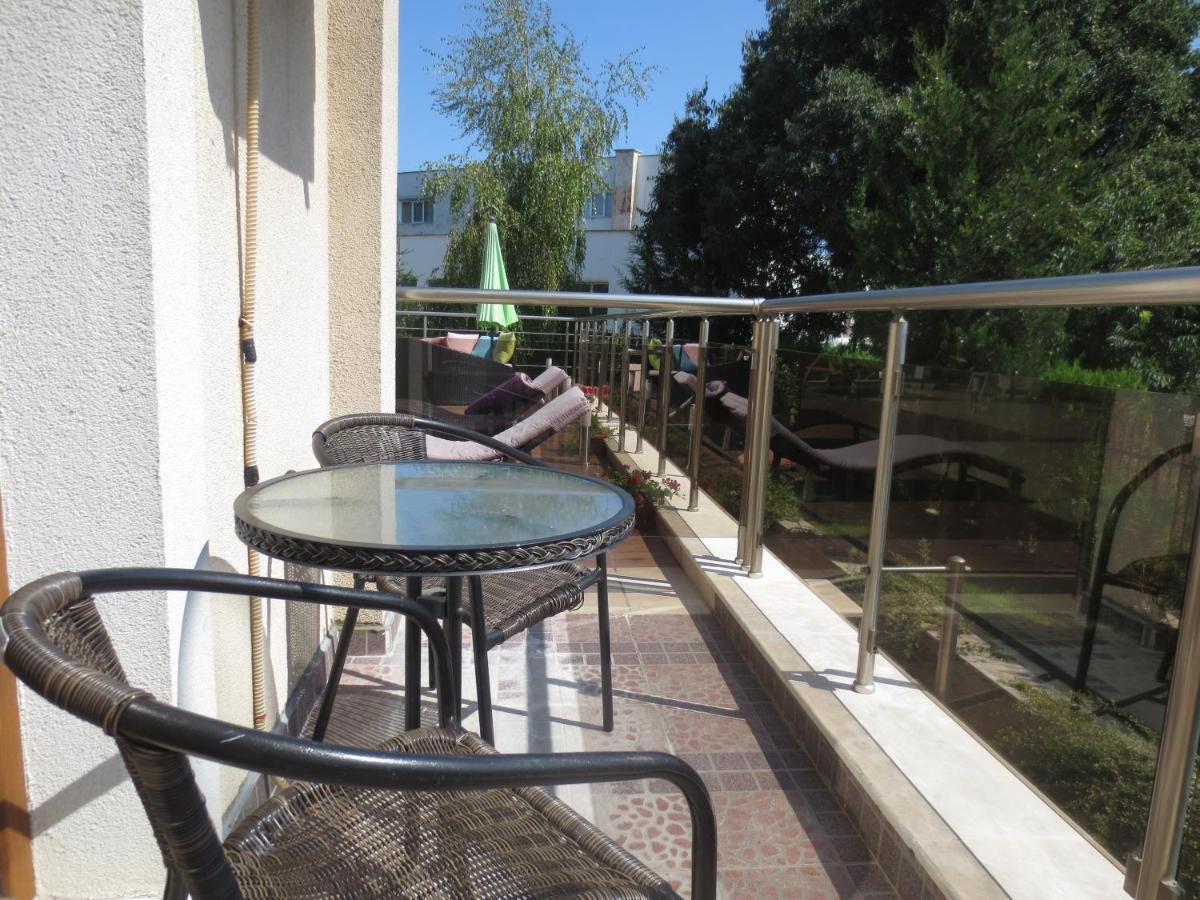 Fantasy Apartments Saint Constantine And Helena Resort Sveti Konstantin Buitenkant foto