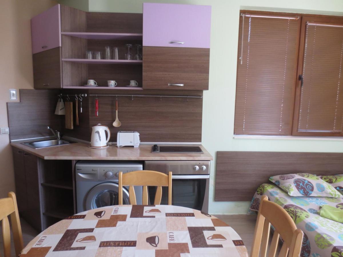 Fantasy Apartments Saint Constantine And Helena Resort Sveti Konstantin Buitenkant foto