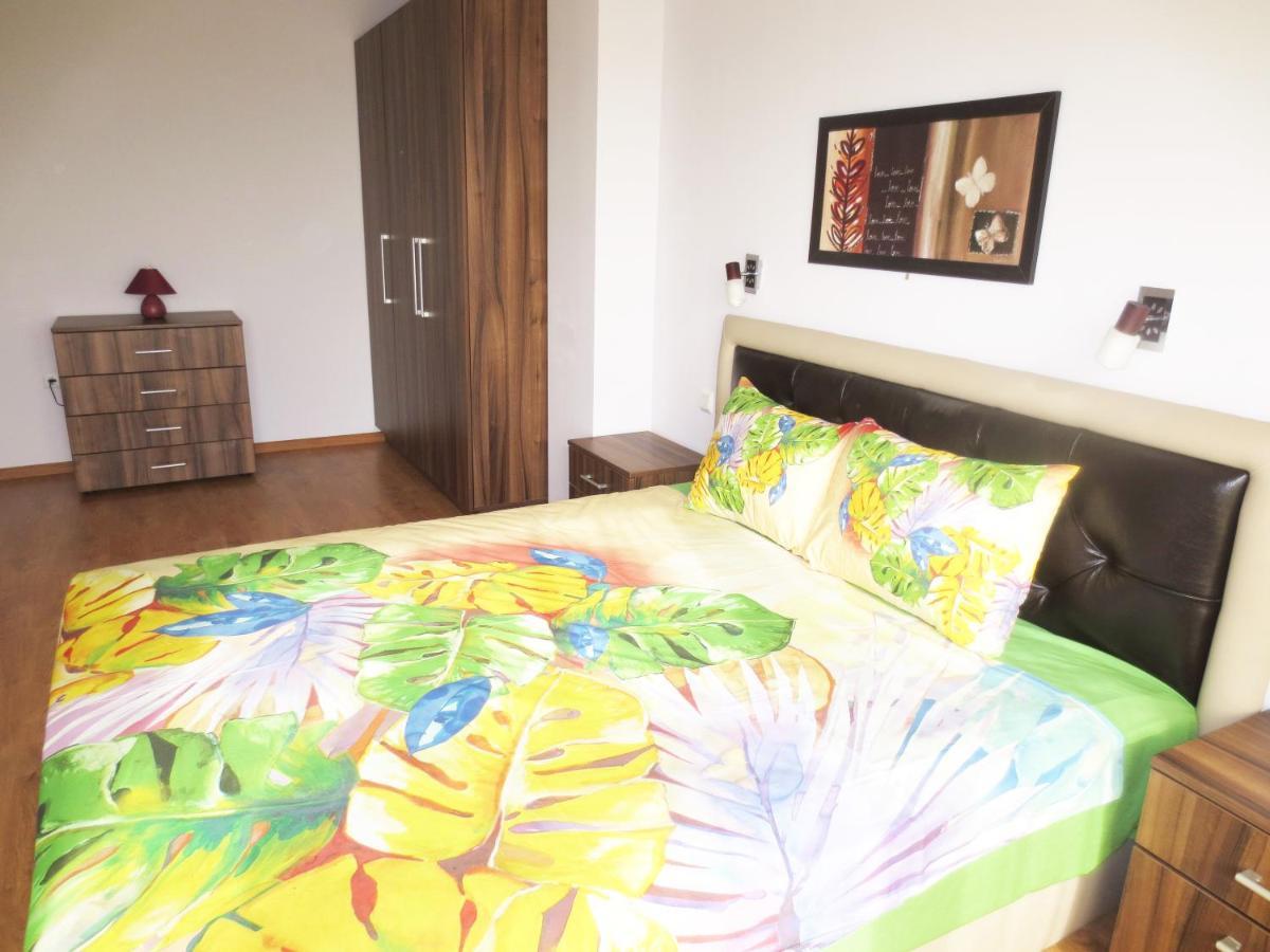 Fantasy Apartments Saint Constantine And Helena Resort Sveti Konstantin Buitenkant foto