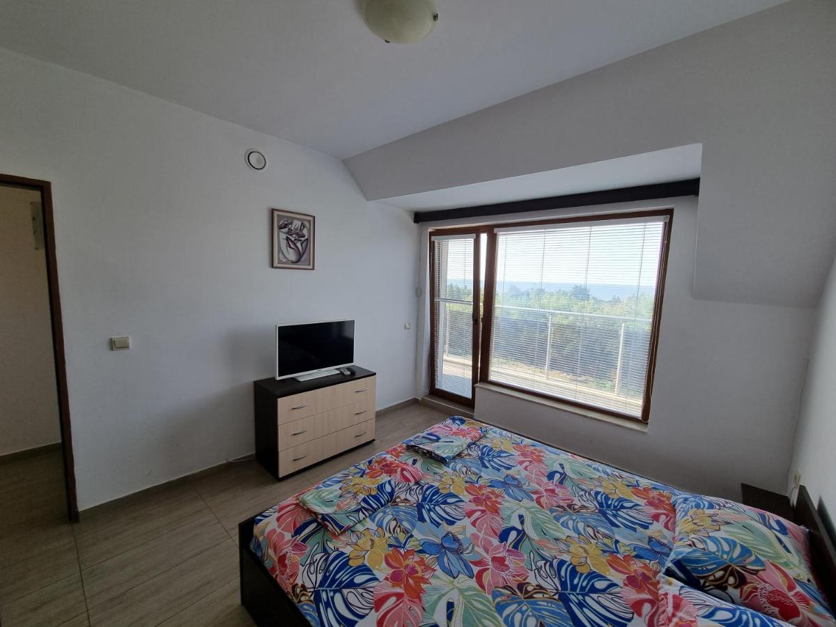 Fantasy Apartments Saint Constantine And Helena Resort Sveti Konstantin Buitenkant foto