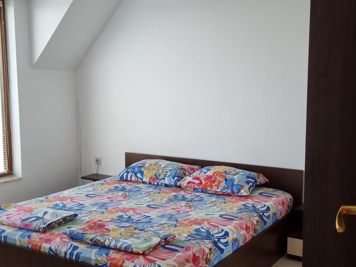 Fantasy Apartments Saint Constantine And Helena Resort Sveti Konstantin Buitenkant foto